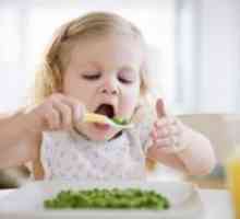 Kaj nahraniti otroka v enem letu?