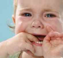 Kot za zdravljenje stomatitis pri otrocih v ustih?