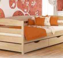 Otroška lesena postelja
