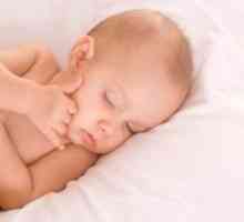 Kolcanje pri novorojenčkih - kaj storiti?
