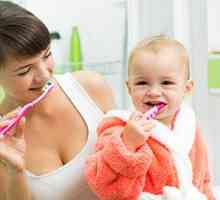 Kako očistiti otrokove zobe