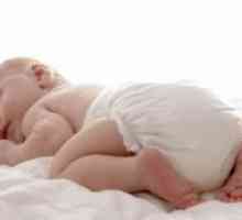 Kako ozdraviti ščemeč toplote pri novorojenčku?