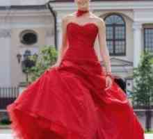 Rdeča poročna obleka