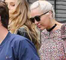 Liam Hemsworth se ne ukvarja s Miley Cyrus