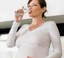 Mineralna voda med nosečnostjo