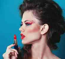 Moda klasika: make-up možnosti z rdečo šminko