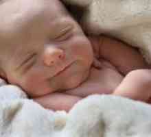 Zakaj novorojenček mrzlica v spanju?