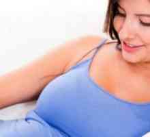 Zakaj dojenček kolcanje v maternici?