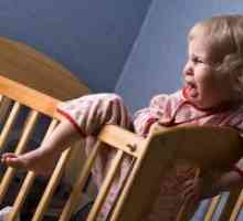 Zakaj dojenček joka pred spanjem?