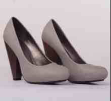 Sivi čevlji