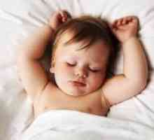Koliko spanje otrok v 6 mesecih?