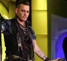 Spreminjanje podobe Johnny Depp: igralec prižgal novo frizuro