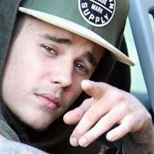 Justin Bieber navdušil oboževalci še golo fotografijo