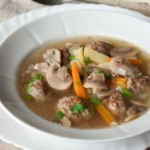 Gobova juha z mesne kroglice - recept