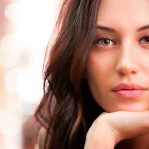 Učinkovit anti-aging masaža obraza gube