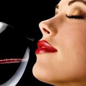 Zakaj sanje o pitju vina?