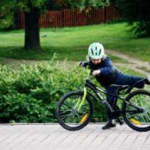 Kako naučiti otroka vožnje s kolesom?