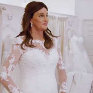 Caitlyn Jenner sta izbrati poročno obleko