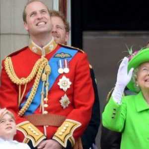 Britanska kraljica Elizabeta II je z družino obiskal parade Trooping barvo