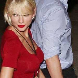 Nova prsi Taylor Swift navdušila navijače