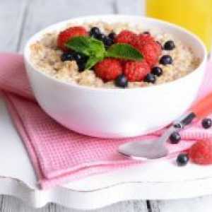 Ovsena kaša za zajtrk - koristi in škodo