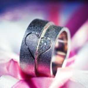 Par poročni prstani iz belega zlata