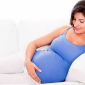 Zakaj otroške kolcanje v želodcu noseča?