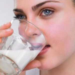 Prednosti in škoduje kozjega mleka