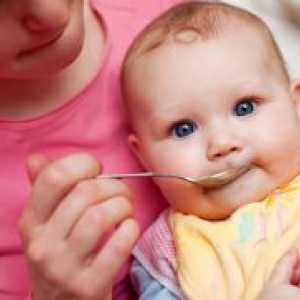 Baby 5 mesecev - razvoj in hrano