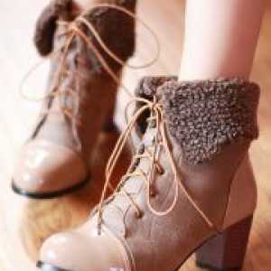 Od kaj obleči za ženske zimske škornje?