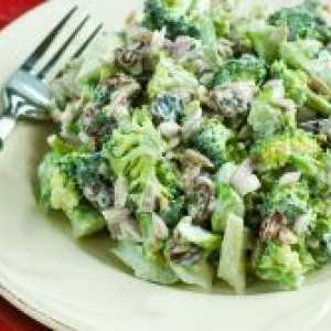 Solata z brokolijem