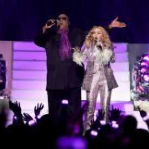 Stevie Wonder in Prince, Madonna poklonil glasbene nagrade billboard-2016