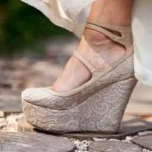 Poroka platforma čevlji